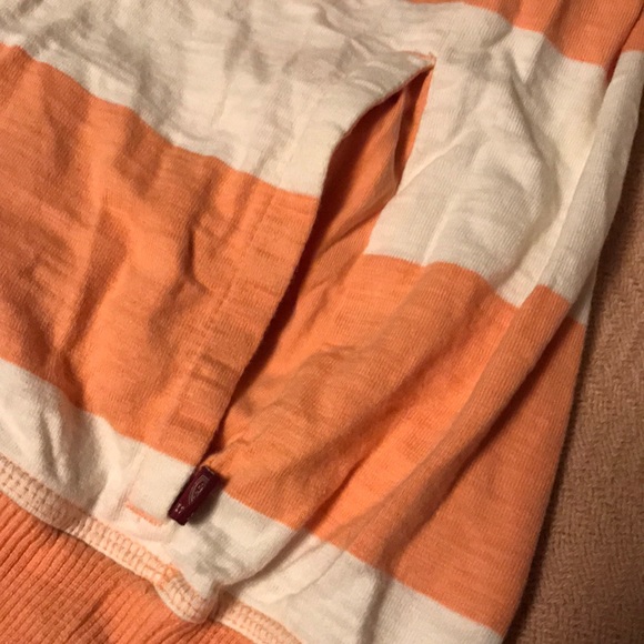 Izod Orange and Cream Pullover - Picture 2 of 3